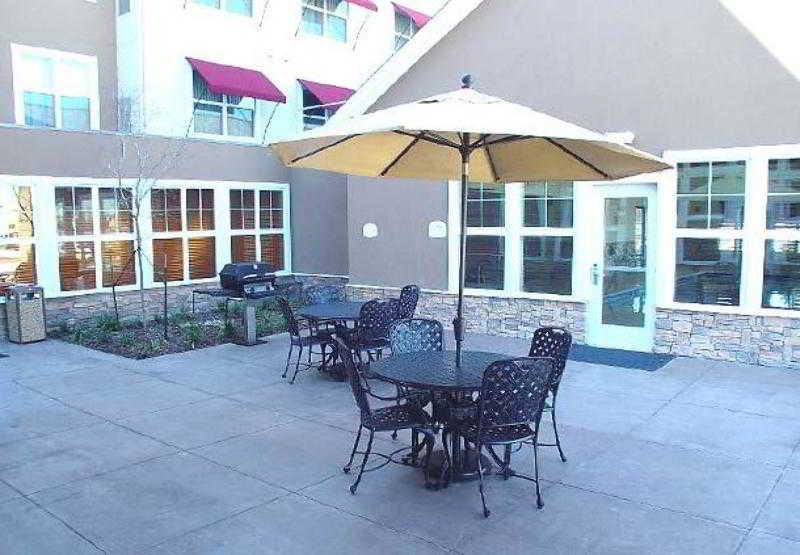 Residence Inn Bryan College Station Bagian luar foto